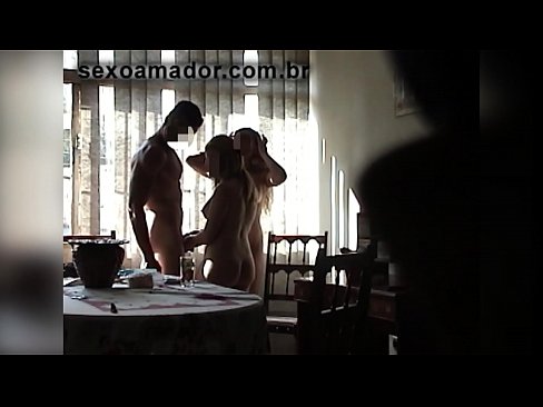 ❤️ Os amigos sexuais invitan a un home xigante e a un trío con el Porno na pornografía gl.com-pornzog.ru ﹏