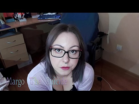 ❤️ Moza sexy con lentes chupa un consolador profundamente ante a cámara Porno na pornografía gl.com-pornzog.ru ﹏